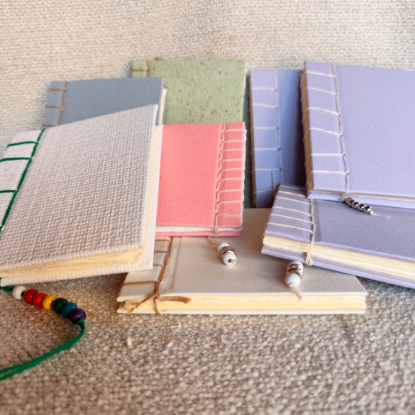 Libretto rilegato a mano - Rilegatura giapponese