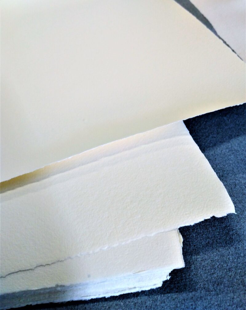 Carta fatta a mano per acquarello - grana fine - 600gr, 56x38cm